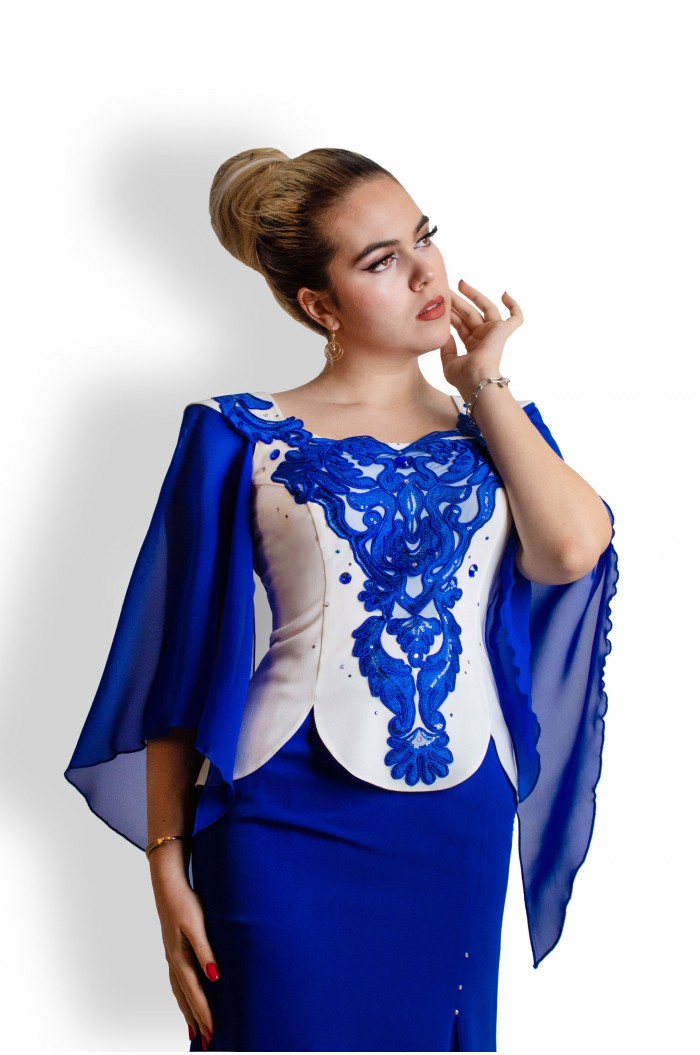 Rochie de ocazie albastru cu alb cu dantela si strasuri marimi mari xxl